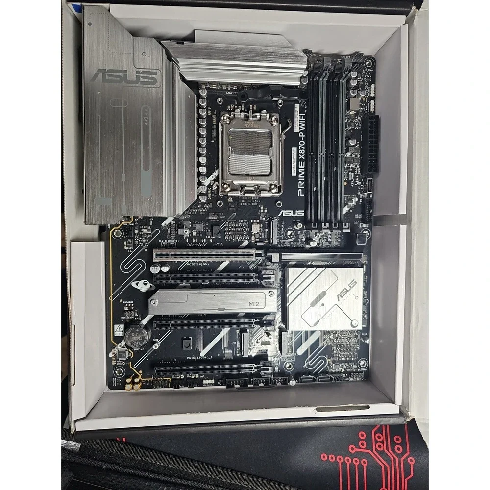 MSI MPG X870E CARBON WIFI7 ATX AMD AM5 DDR5 Gaming Motherboard